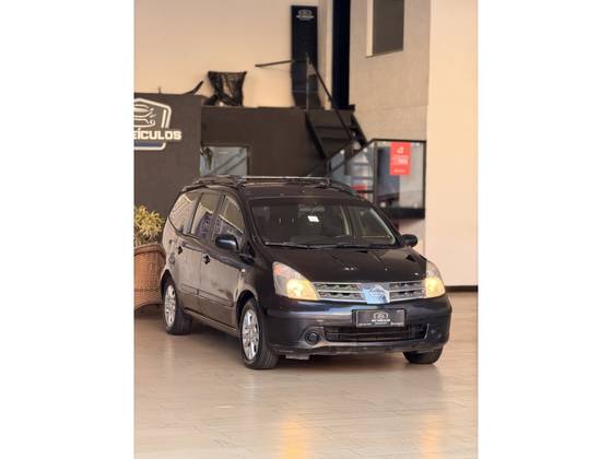 NISSAN GRAND LIVINA 1.8 S 16V FLEX 4P MANUAL NISSAN GRAND LIVINA 1.8 S 16V FLEX 4P MANUAL